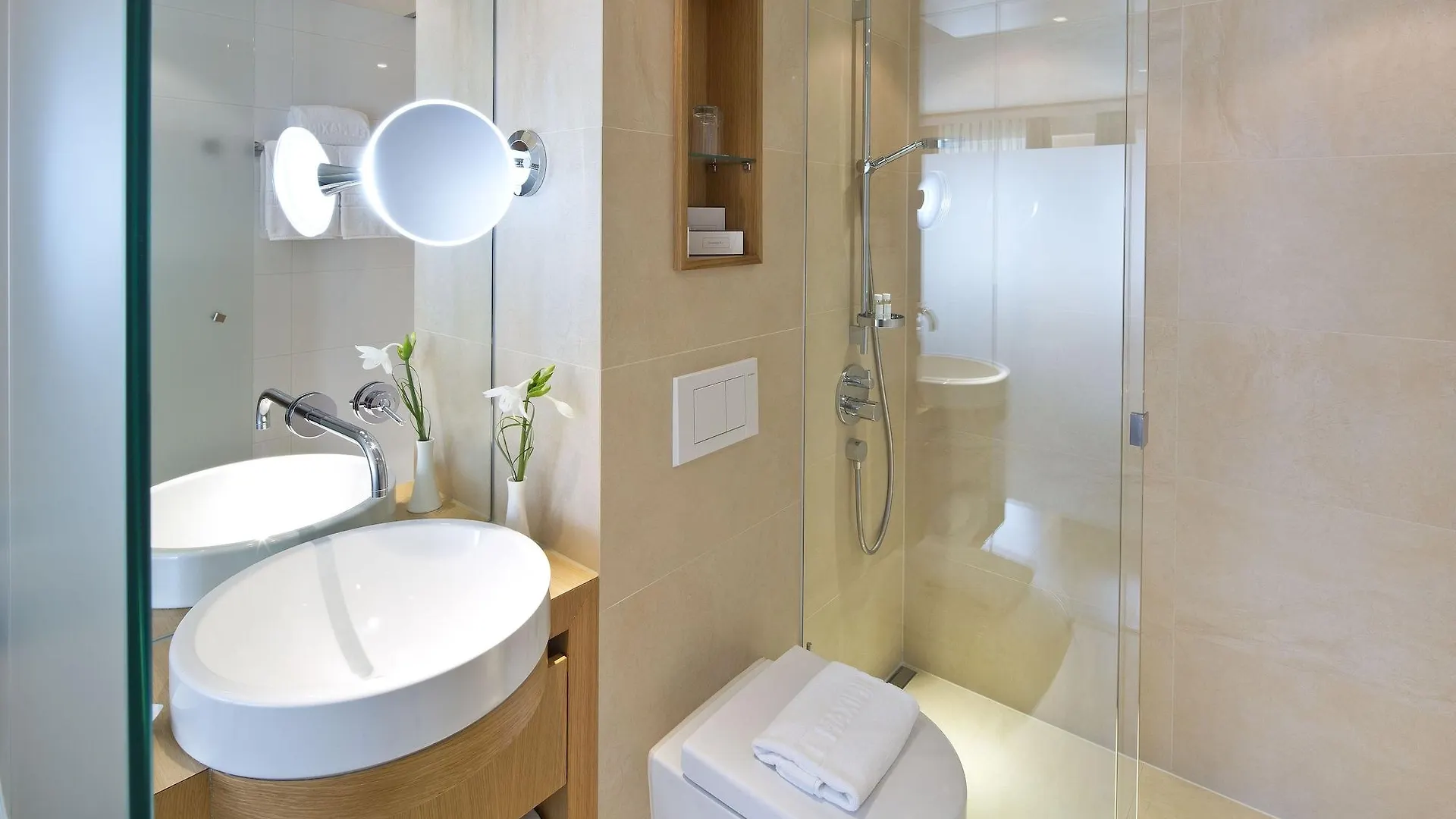 Hotel Maximilian - Stadthaus Penz Innsbruck 4*,  Austria