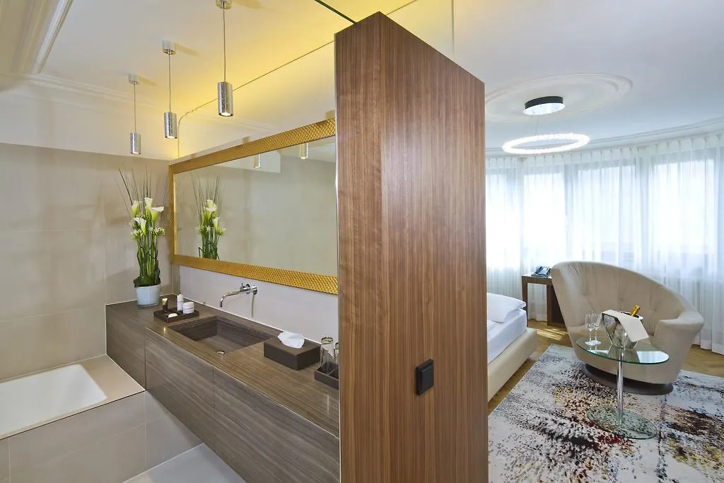 Hotel Maximilian - Stadthaus Penz Innsbruck