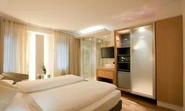 Hotel Maximilian - Stadthaus Penz Innsbruck Austria