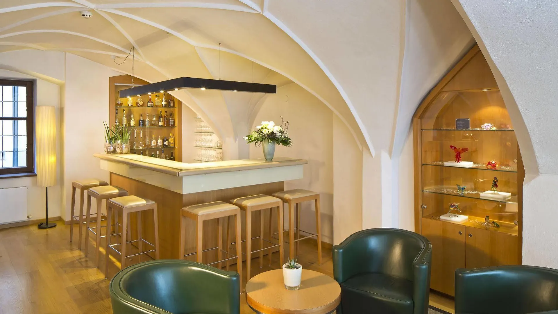 Hotel Maximilian - Stadthaus Penz Innsbruck 4*,
